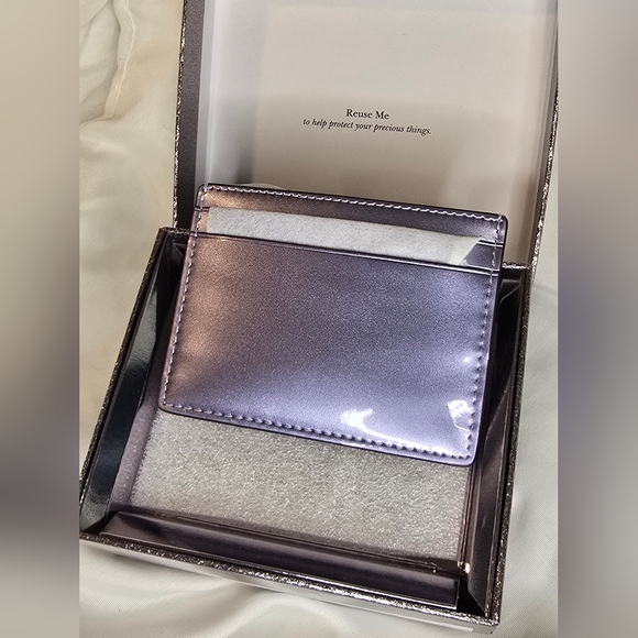 Kate Spade Metallic Purple Card Holder New In Box - Picture 3 of 6
